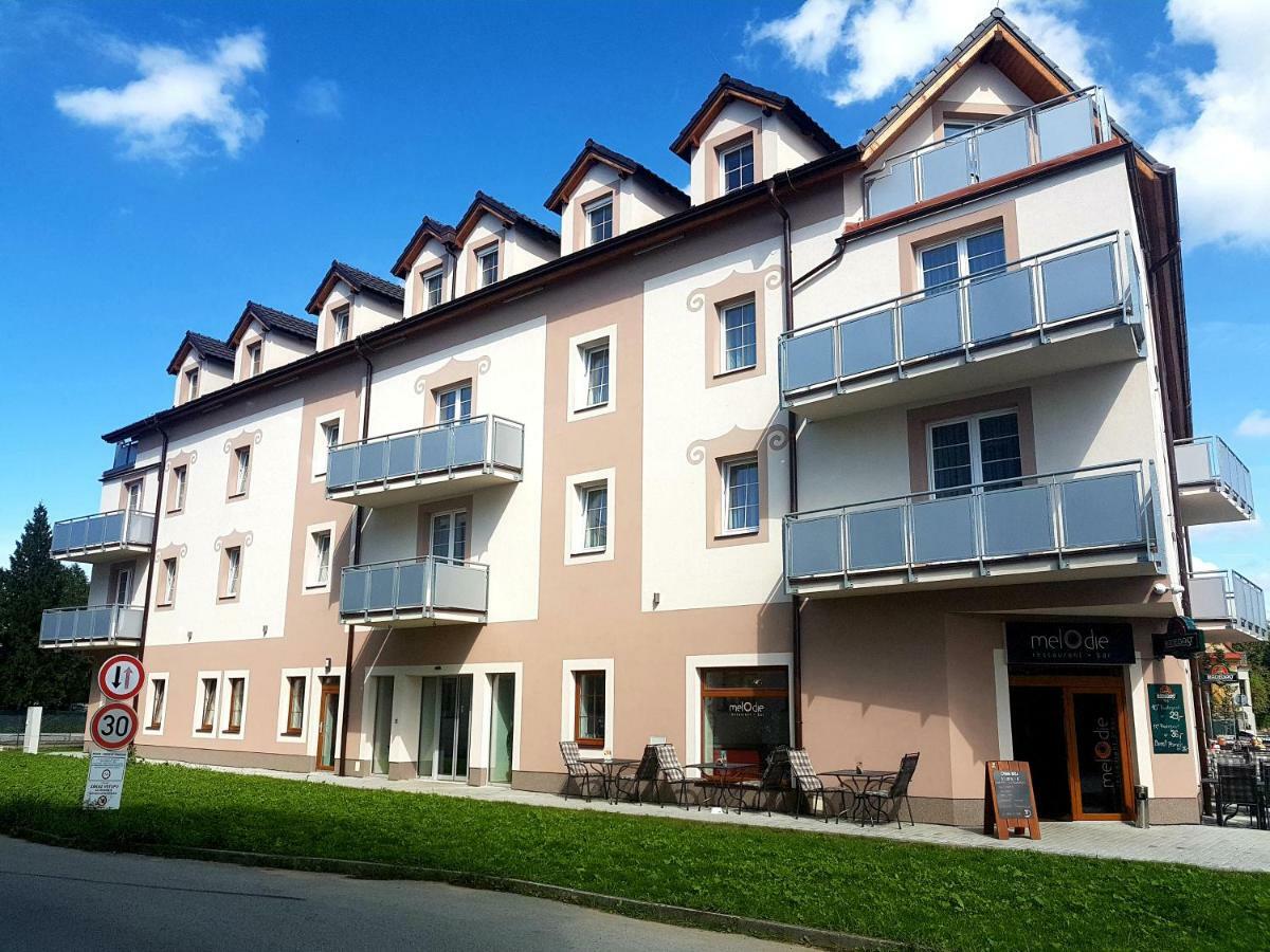 Wellness Hotel Harmonie Trebon Exterior photo